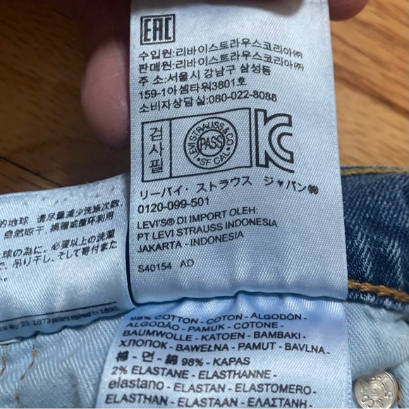 Levi’s 502 blue denim jeans - Picture 6 of 9